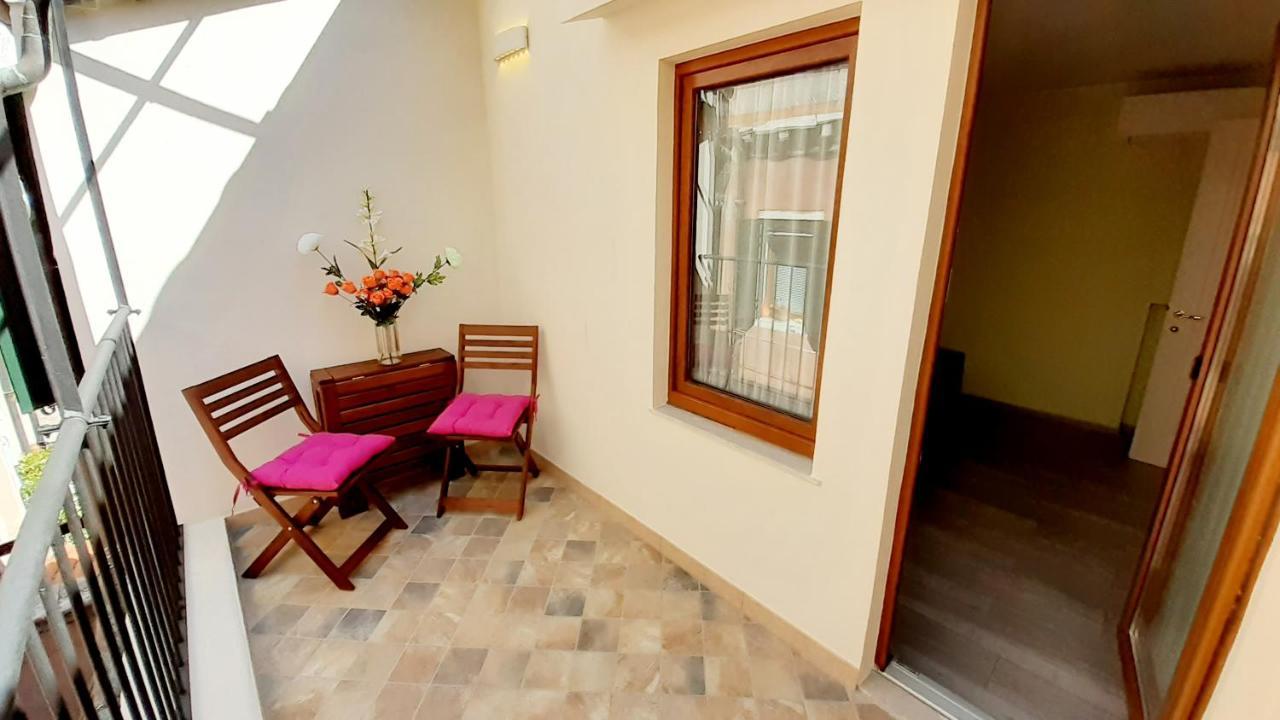 Ca' Corazzeri Apartment *